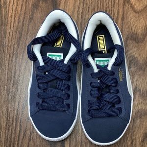 Navy Blue Puma sneakers Size 12